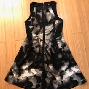 BEAUTIFUL Mossimo Black/White Patterned Dress
